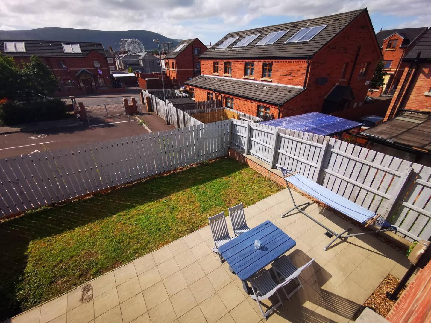 3Br Cosy Modern Stay Belfast Exteriér fotografie